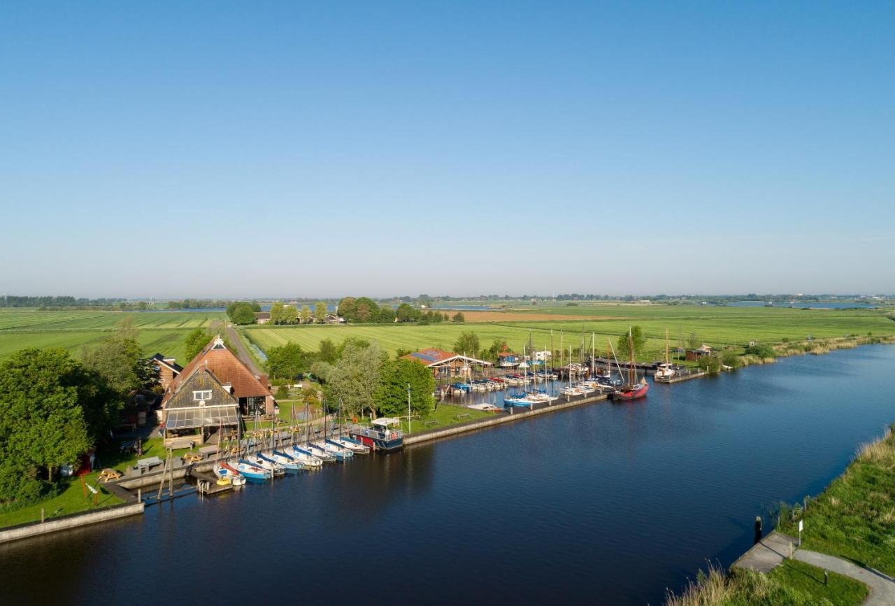 Rufus Aan Het Water Bed & Breakfast Boornzwaag over de Wielen Exterior photo