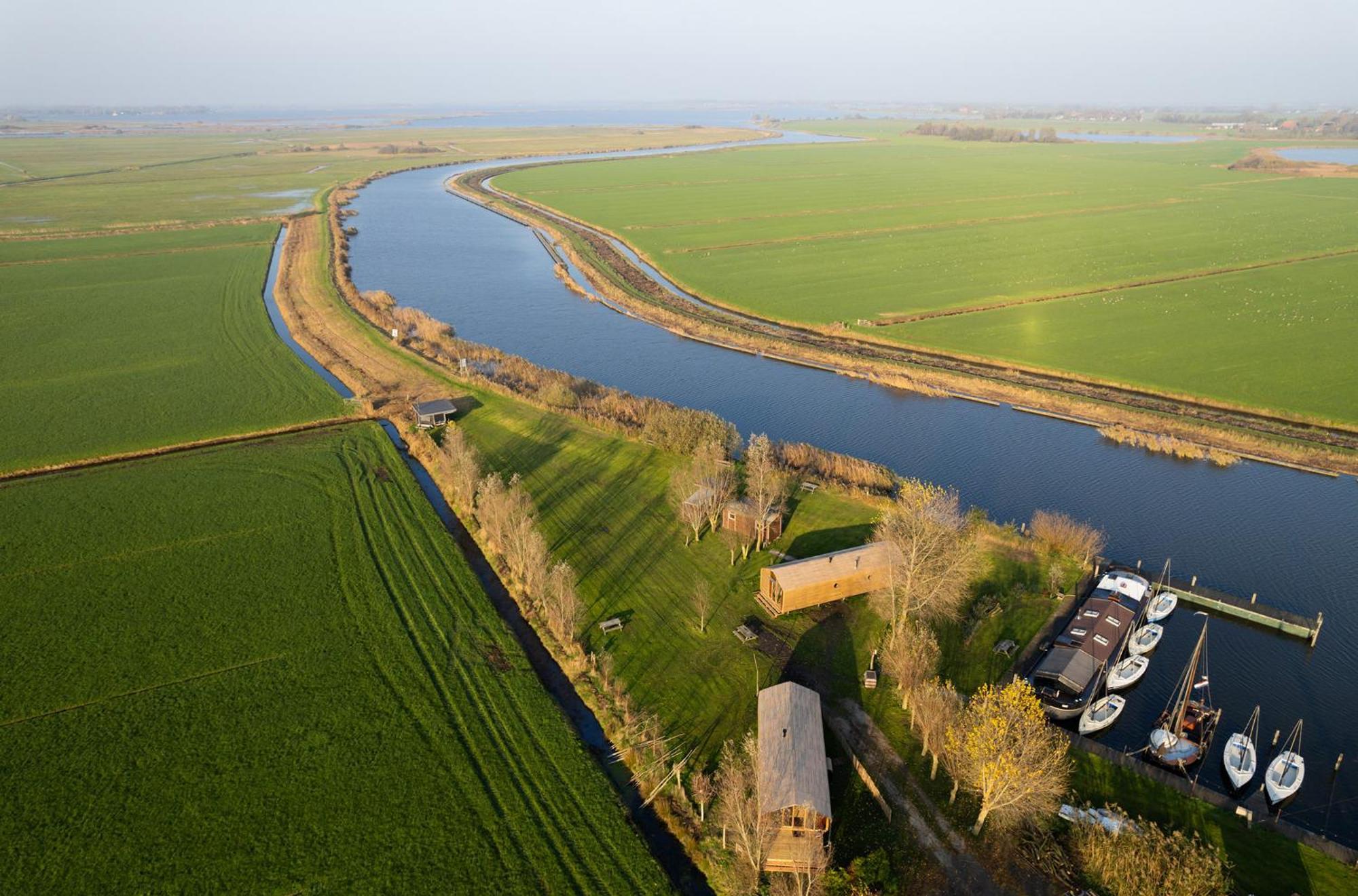 Rufus Aan Het Water Bed & Breakfast Boornzwaag over de Wielen Exterior photo