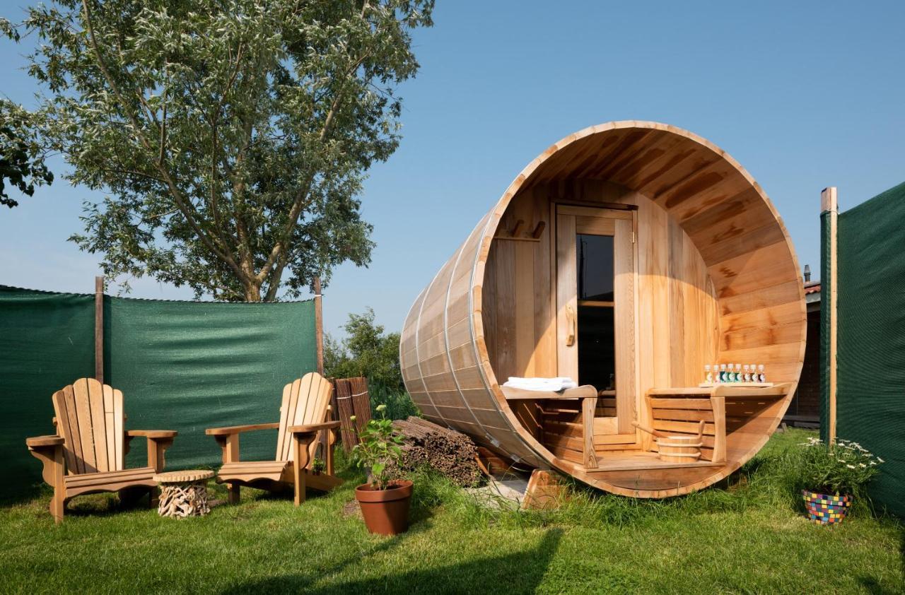 Rufus Aan Het Water Bed & Breakfast Boornzwaag over de Wielen Exterior photo